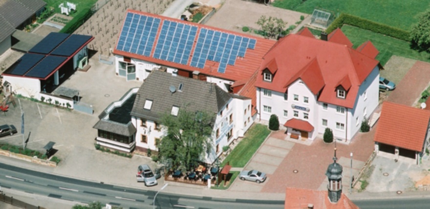 PENSION  ZUR  TRAUBE  G***  MIT  GASTHAUS